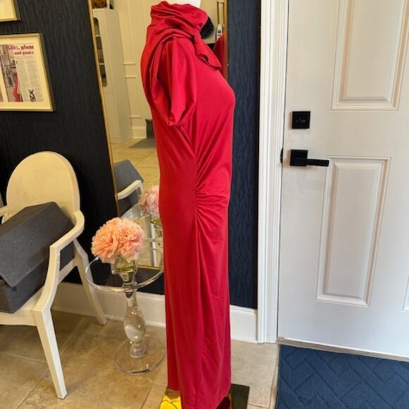 Red Dress - Picture 2 of 4